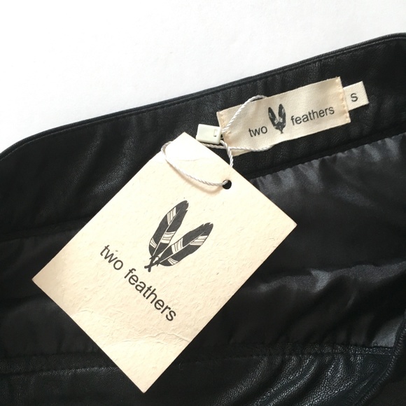 Two Feathers Delilah Leather Skirt Small - Picture 7 of 8